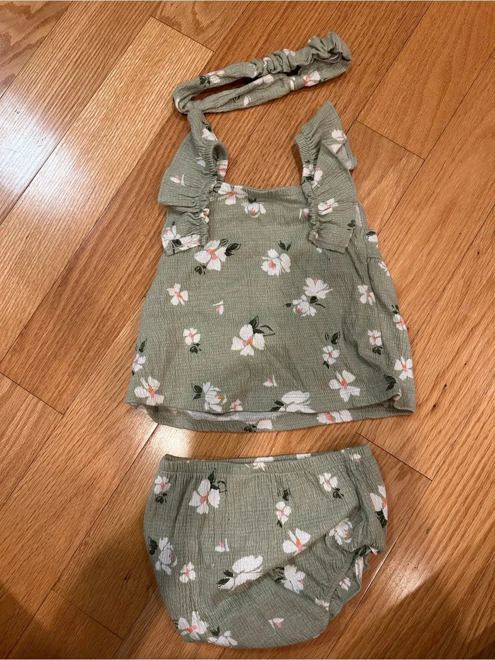 Carter's Green Floral 2-Piece Baby Set 18 months